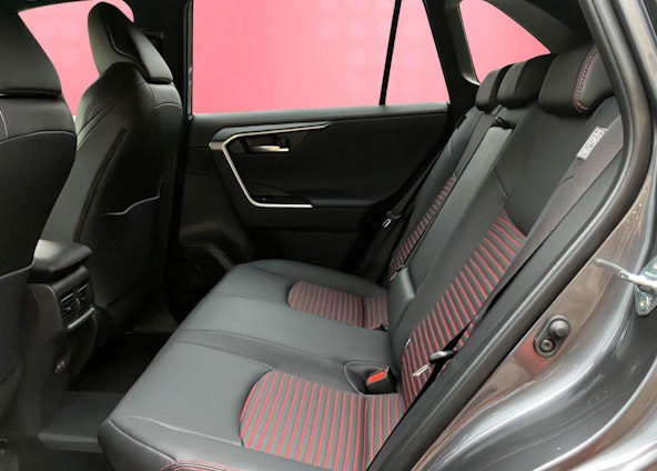 Vehicle image 6 Vehicle image 6