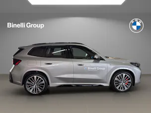 BMW X1 23d xDrive paddles