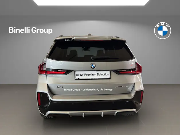 BMW X1 23d xDrive paddles