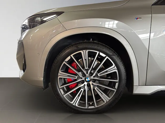 BMW X1 23d xDrive paddles