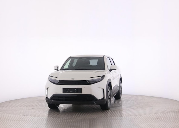 Vehicle image 24 Vehicle image 24