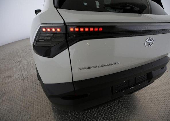 Vehicle image 5 Vehicle image 5