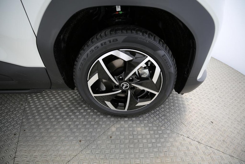 Vehicle image TOYOTA UrbanCruiser