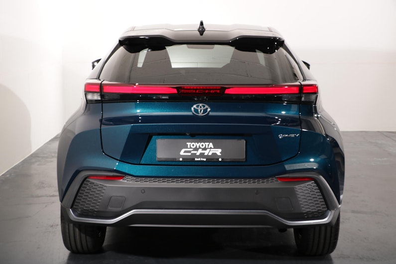 Vehicle image TOYOTA C-HR