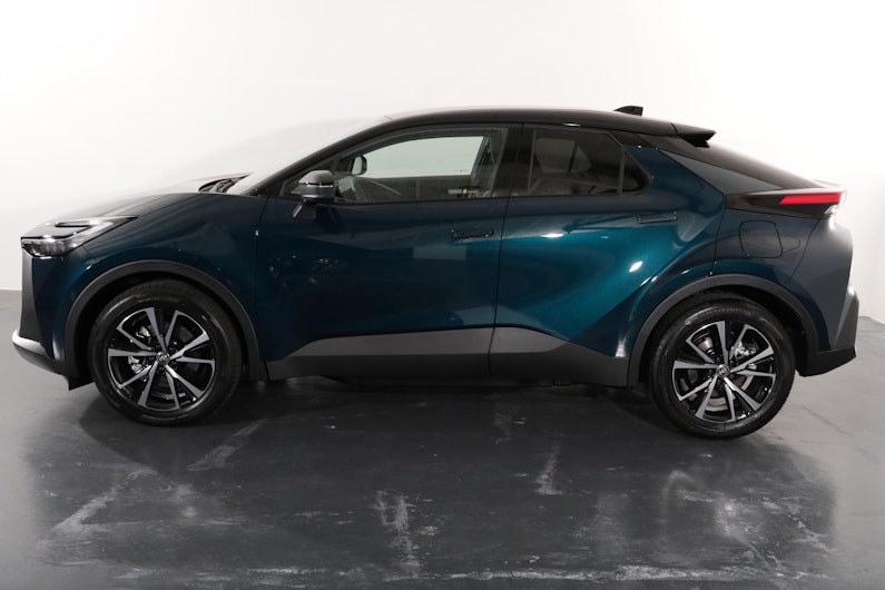 Vehicle image TOYOTA C-HR
