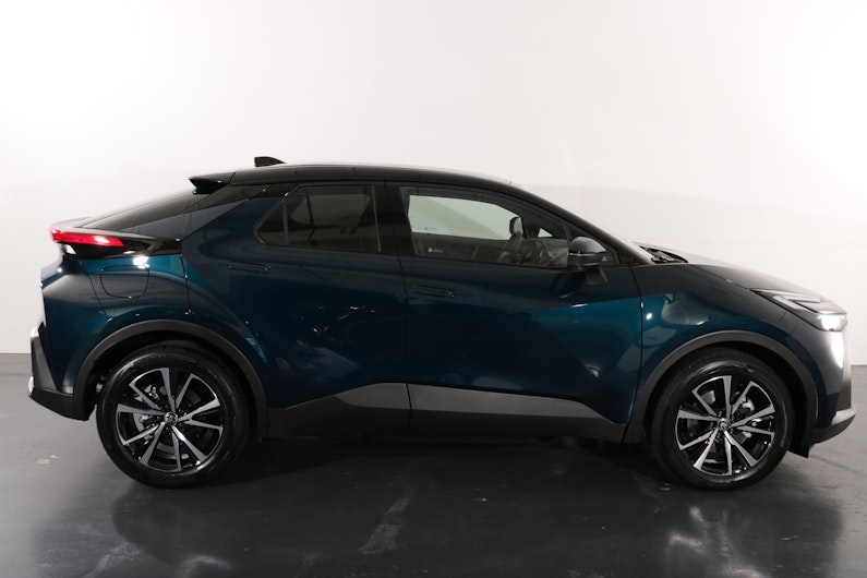Vehicle image TOYOTA C-HR
