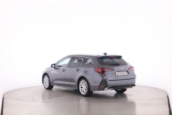 Vehicle image 5 Vehicle image 5