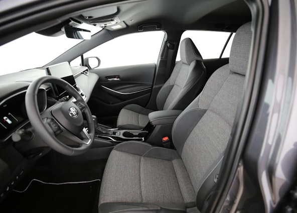 Vehicle image 8 Vehicle image 8