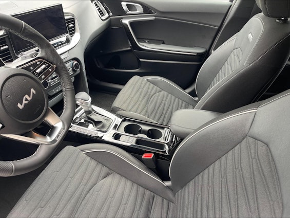 Vehicle image 5 Vehicle image 5