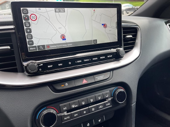 Vehicle image 11 Vehicle image 11