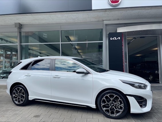 Vehicle image 2 Vehicle image 2