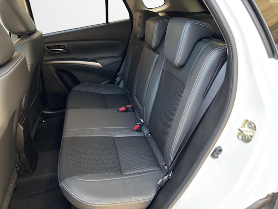 Vehicle image 5 Vehicle image 5