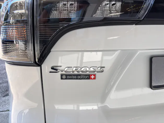 Suzuki S-Cross 1.4 T Compact Top Hybrid 4x4