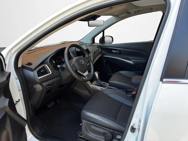 Suzuki S-Cross 1.4 T Compact Top Hybrid 4x4