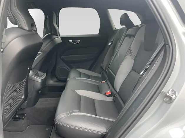 Volvo XC60 2.0 B5 MH Plus Dark AWD
