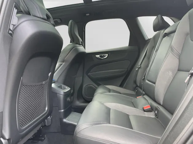 Volvo XC60 2.0 T6 TE Plus Dark eAWD