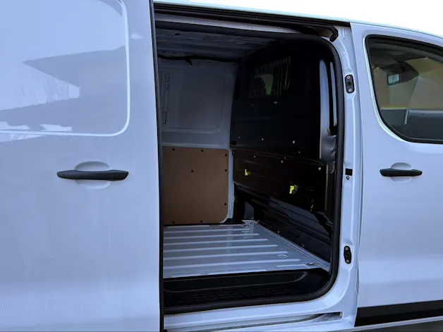 Toyota PROACE Van L1 2.0 D Advanced