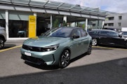 First vehicle image