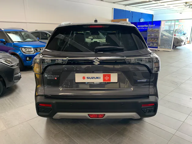 Suzuki S-Cross 1.4 T Compact Top Hybrid 4x4
