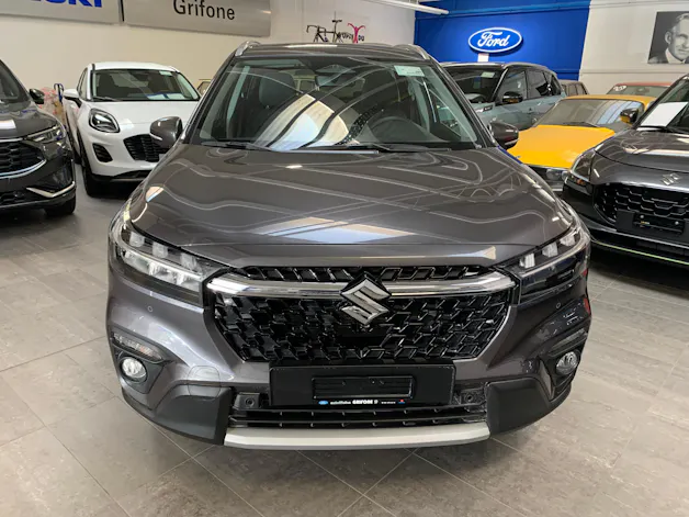 Suzuki S-Cross 1.4 T Compact Top Hybrid 4x4