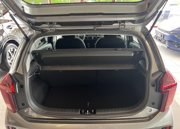 Vehicle image 5 Vehicle image 5