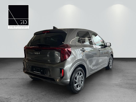 Vehicle image 2 Vehicle image 2