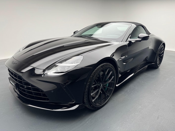 Vehicle image ASTON MARTIN V12 Vantage