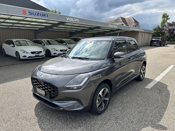 First vehicle image
