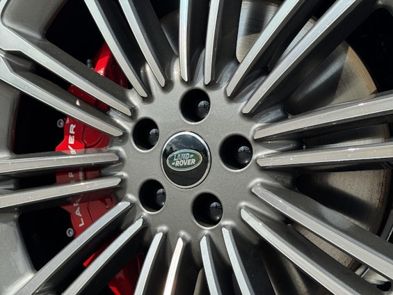 Vehicle image 20