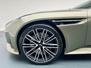 Vehicle image ASTON MARTIN DB12 Volante 4.0 V8 Bi-Turbo
