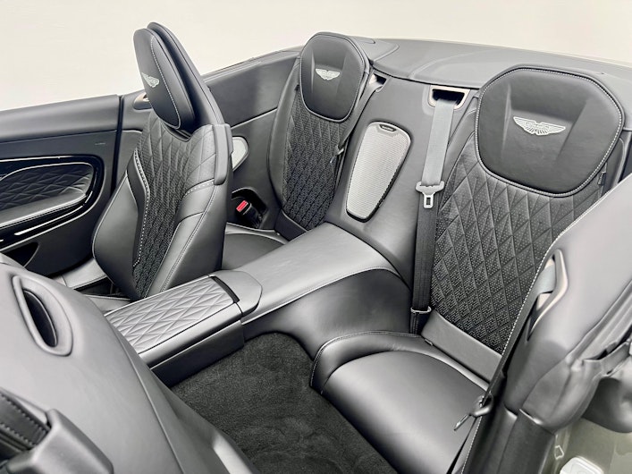 Vehicle image ASTON MARTIN DB12