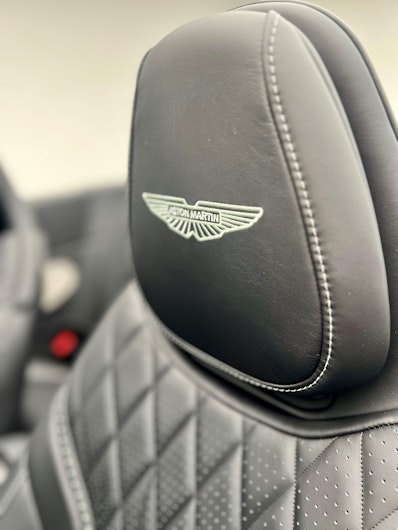 Vehicle image ASTON MARTIN DB12