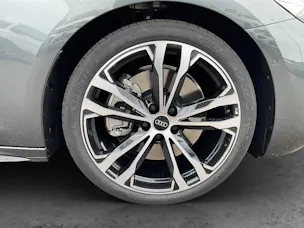 Audi A5 Avant e-hybrid quattro Attraction 220 kW S tronic