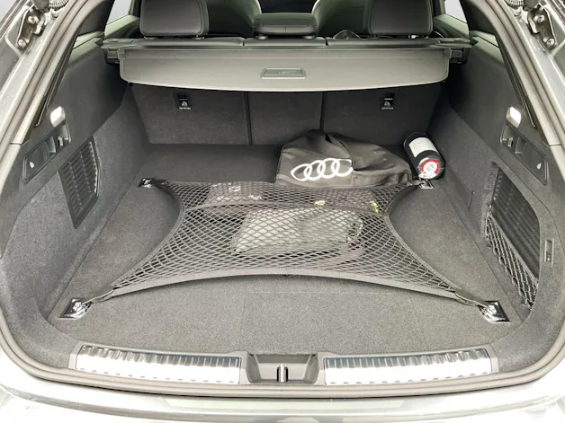 Audi A5 Avant e-hybrid quattro Attraction 220 kW S tronic