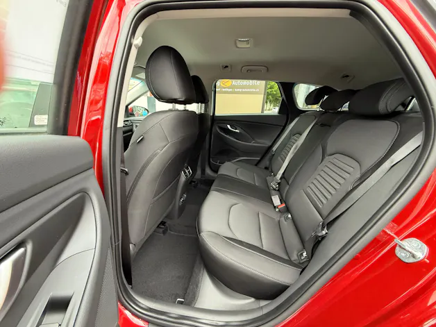Hyundai i30 Wagon 1.0 T-GDi Amplia 48V MH DCT