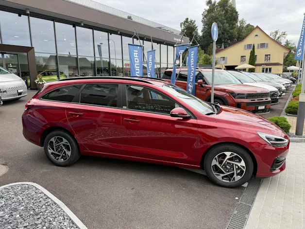 Hyundai i30 Wagon 1.0 T-GDi Amplia 48V MH DCT