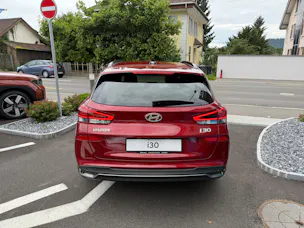 Hyundai i30 Wagon 1.0 T-GDi Amplia 48V MH DCT