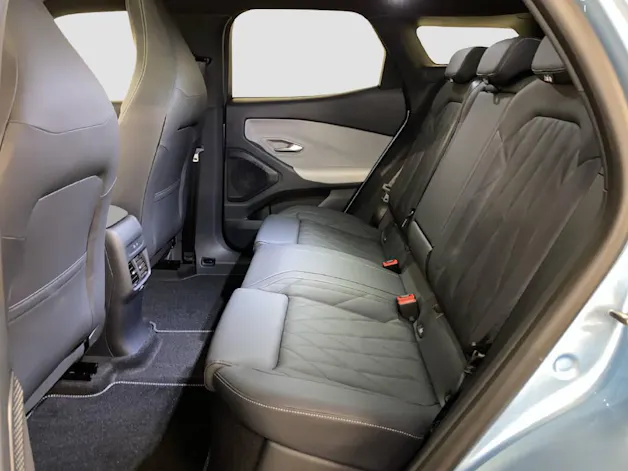 Ford Explorer Extended Range Premium RWD