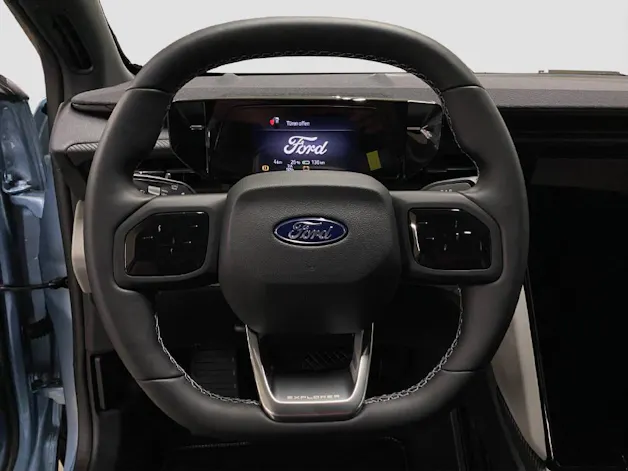 Ford Explorer Extended Range Premium RWD