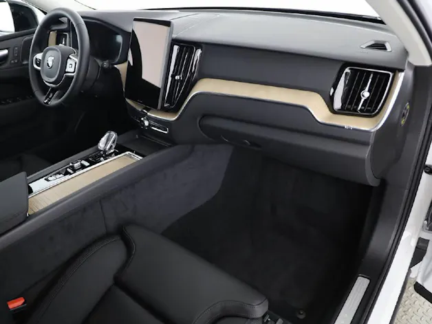 Volvo XC60 2.0 T6 TE Plus Dark eAWD