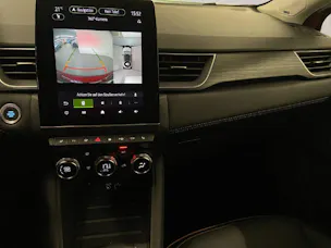 Renault Captur 1.6 E-Tech iconic