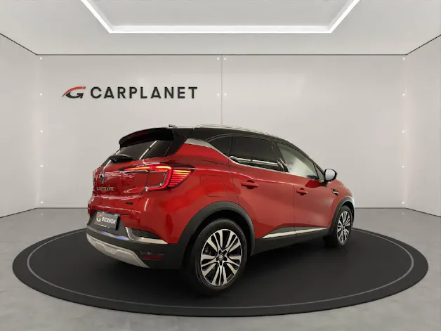 Renault Captur 1.6 E-Tech iconic
