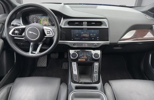 Vehicle image 9 Vehicle image 9