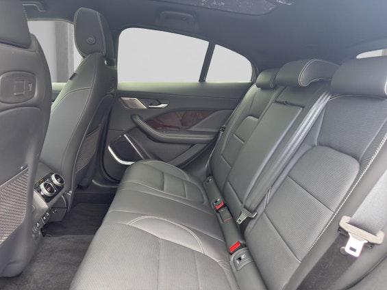 Vehicle image 14 Vehicle image 14