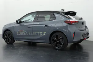 Opel Corsa-e 156 GS