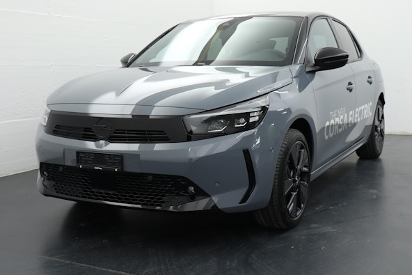 First vehicle image