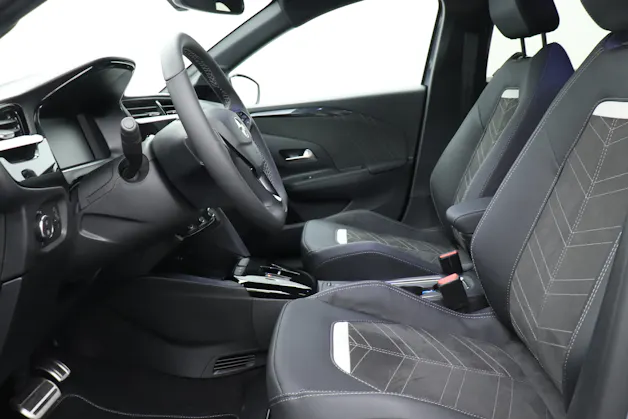 Opel Corsa-e 156 GS