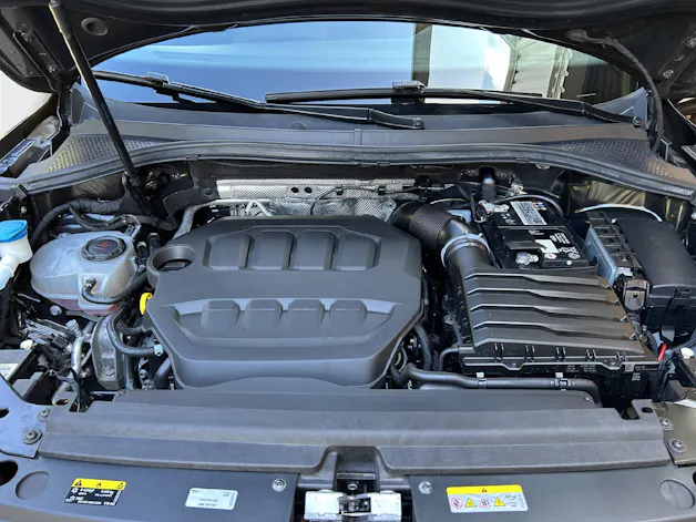 VW Tiguan 2.0 TSI R ** Anhängerkupplung,  Panorama Glasdach **