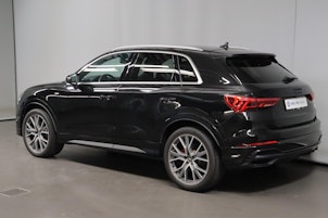 Vehicle image AUDI Q3 2.0 40 TFSI S line quattro S-Tronic