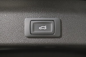 Vehicle image AUDI Q3 2.0 40 TFSI S line quattro S-Tronic